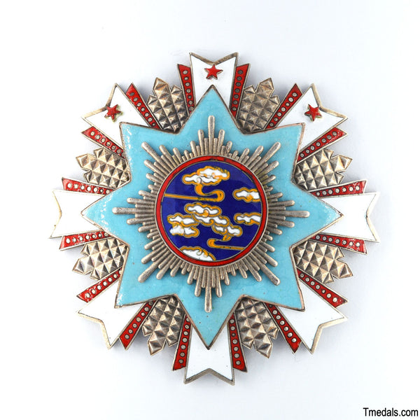 Chinese Republic – Order of Propitious Clouds Breast Star – Full-Size Museum Replica