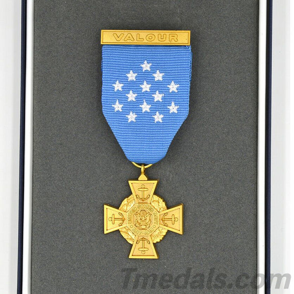 Cased U.S. Medal of Honor – Tiffany Cross 1919–1942 Navy – Museum Replica