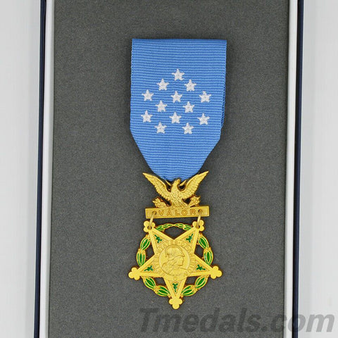 Cased U.S. USA WW12 Order Army Medal of Honor 1904-1944 MOH Replica Medaille Orden