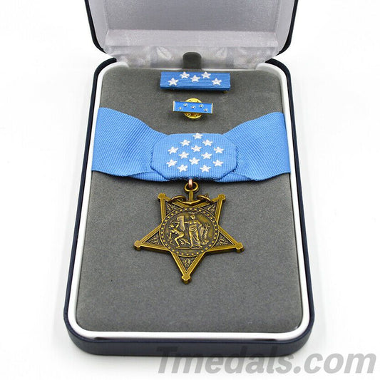 CASED U.S. USA Medal of Honor Navy MOH Ribbon Bar Congressional Replica Reproduction Order Badge WW12 COPY Repro