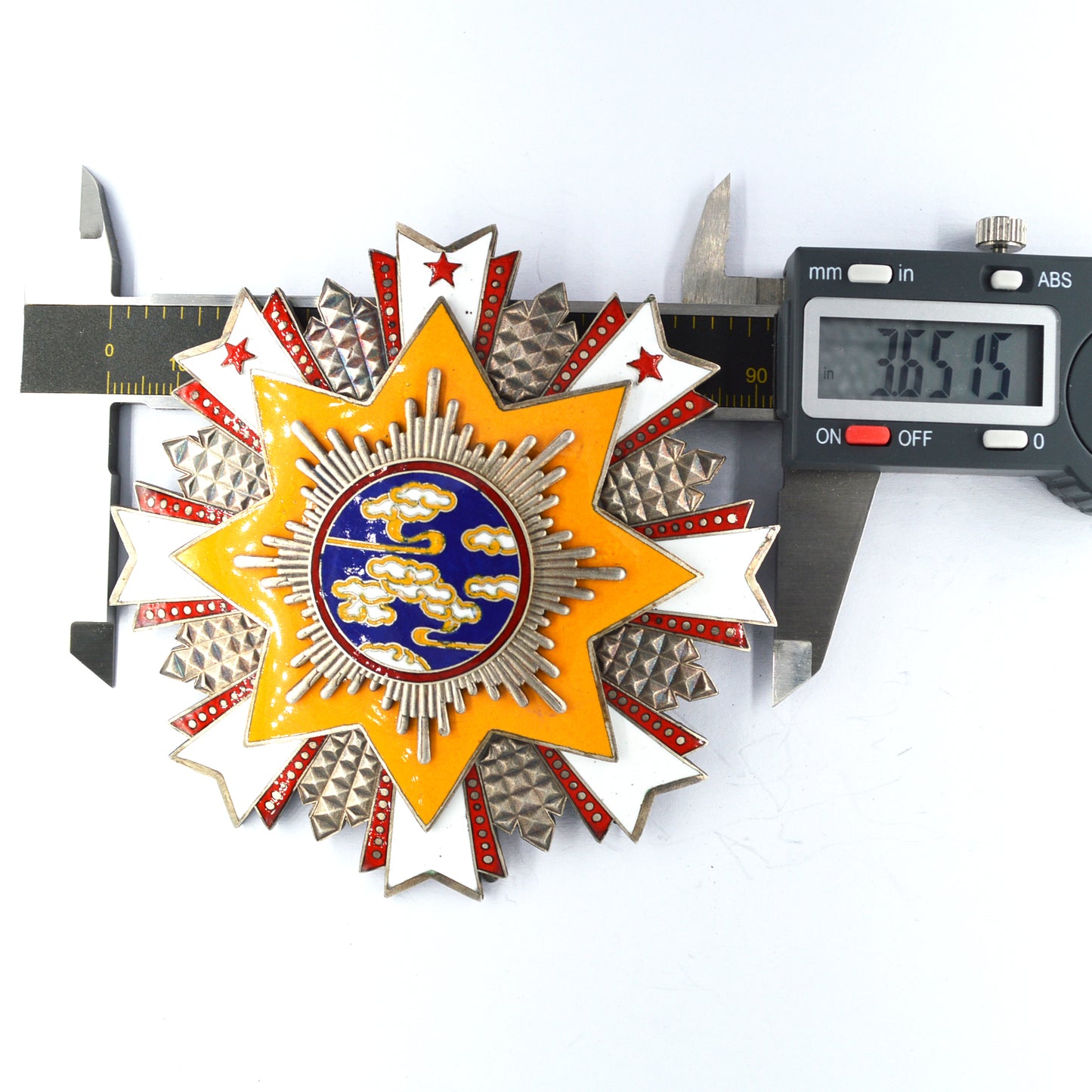 Chinese CHINA REPUBLIC Order of Propitious Clouds Breast star
