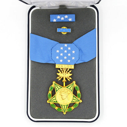Complete U.S. Medal of Honor Historical Replica Collection – 10 Full-Size Medals with Presentation Case