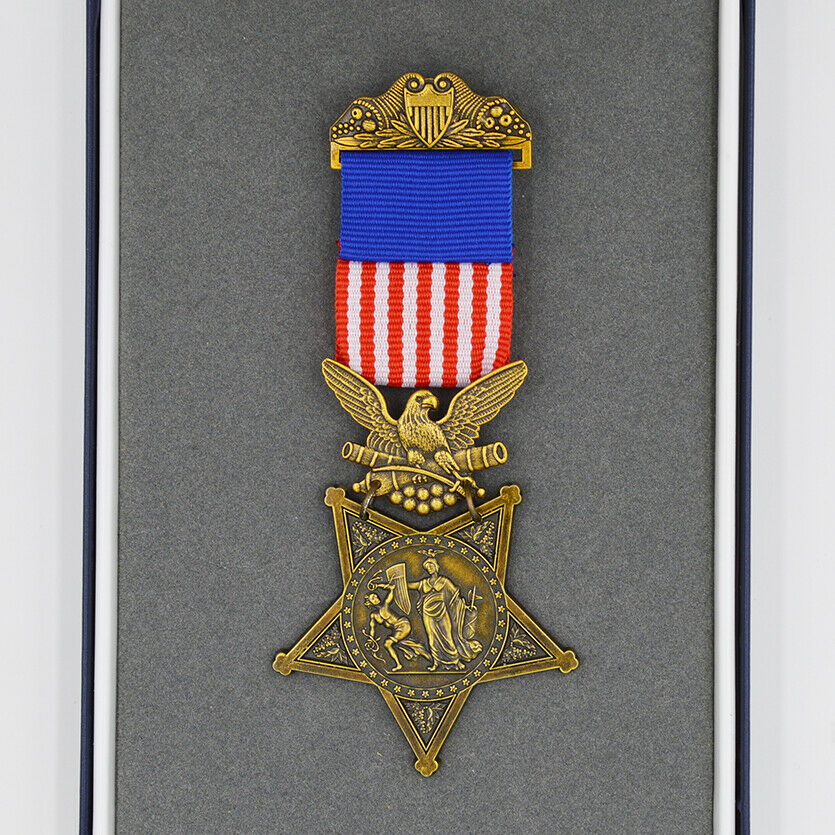 Complete U.S. Medal of Honor Historical Replica Collection – 10 Full-Size Medals with Presentation Case