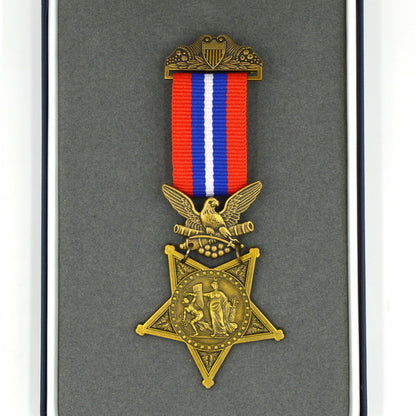 Complete U.S. Medal of Honor Historical Replica Collection – 10 Full-Size Medals with Presentation Case