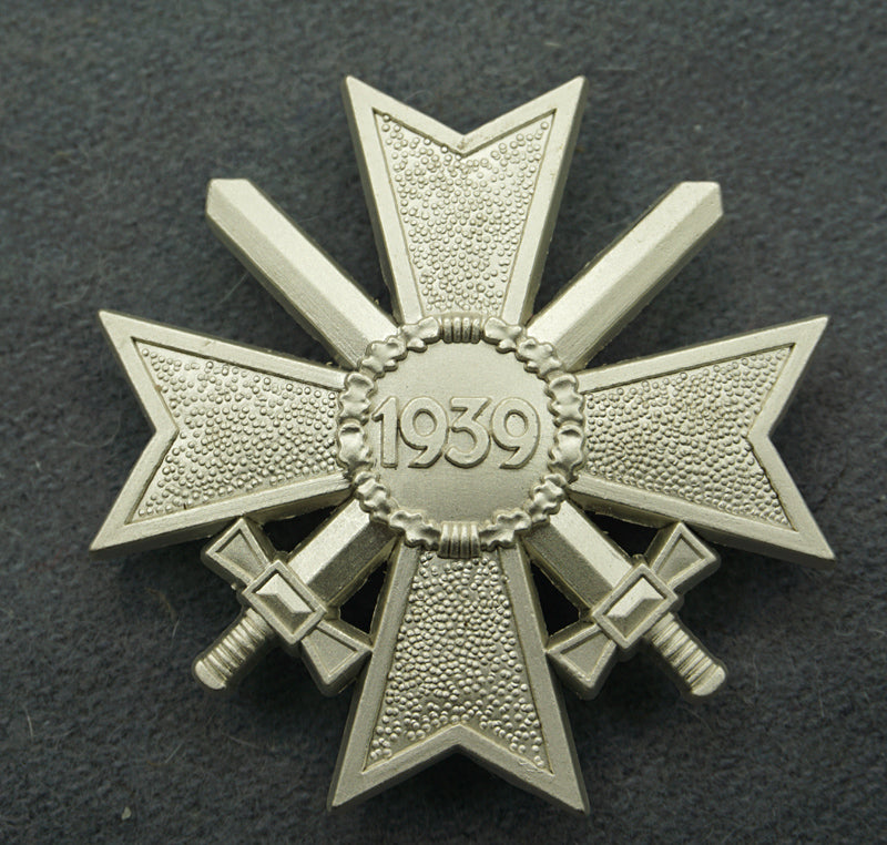 German War Merit Cross 1st Class with Swords 1957 Version Medal Replica 1939