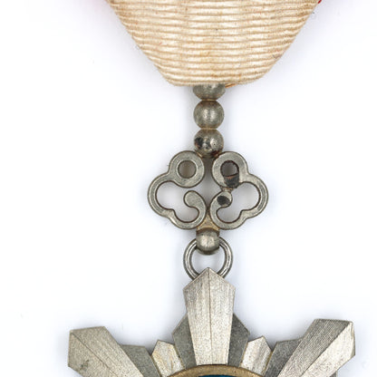 China Republic 1912 Order of Golden Grain 8th Class Medal Replica