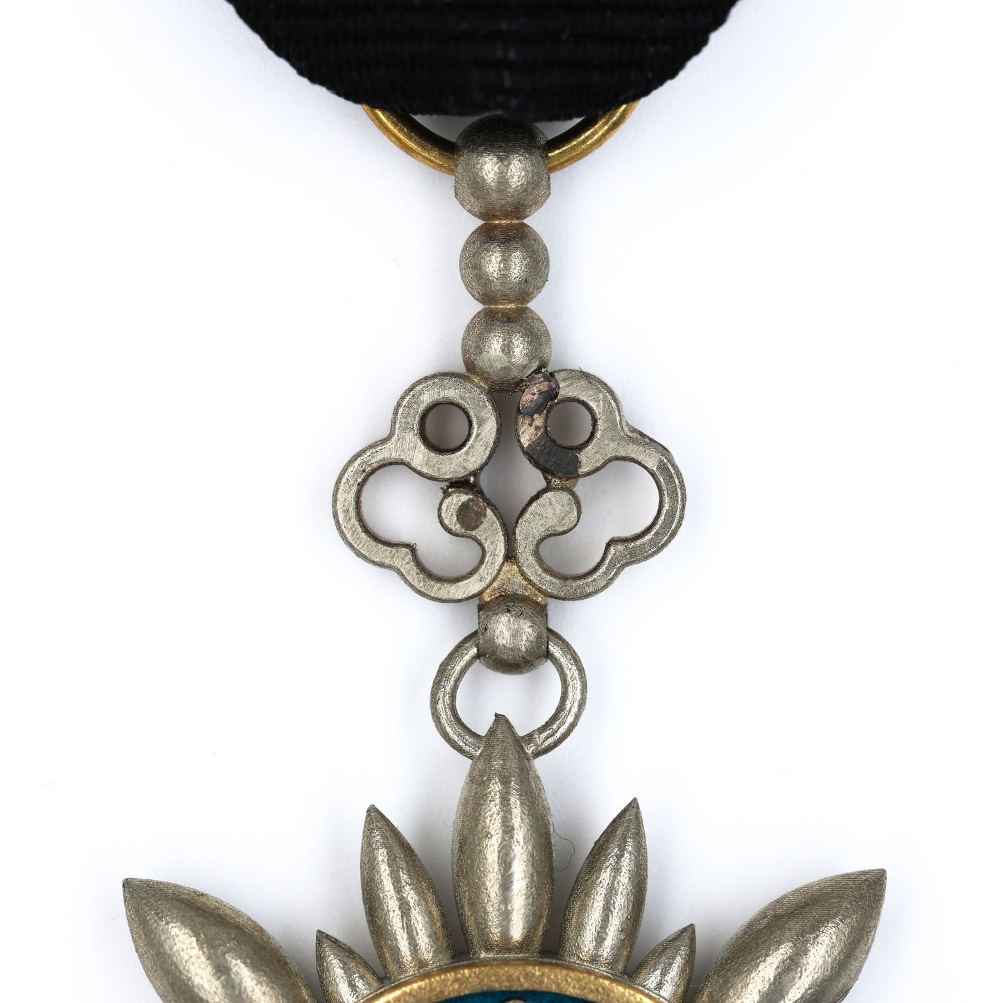 China Republic 1912 Order of Golden Grain 9th Class Medal Replica