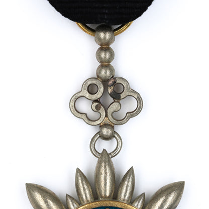 China Republic 1912 Order of Golden Grain 9th Class Medal Replica