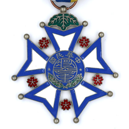 Republic of China Army and Navy Medal, Silver Class, 1912 – Full Size Solid Copper Replica
