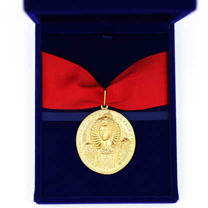Queen Elizabeth I Armada Medal Replica – Solid Copper with Red Ribbon Blue Case