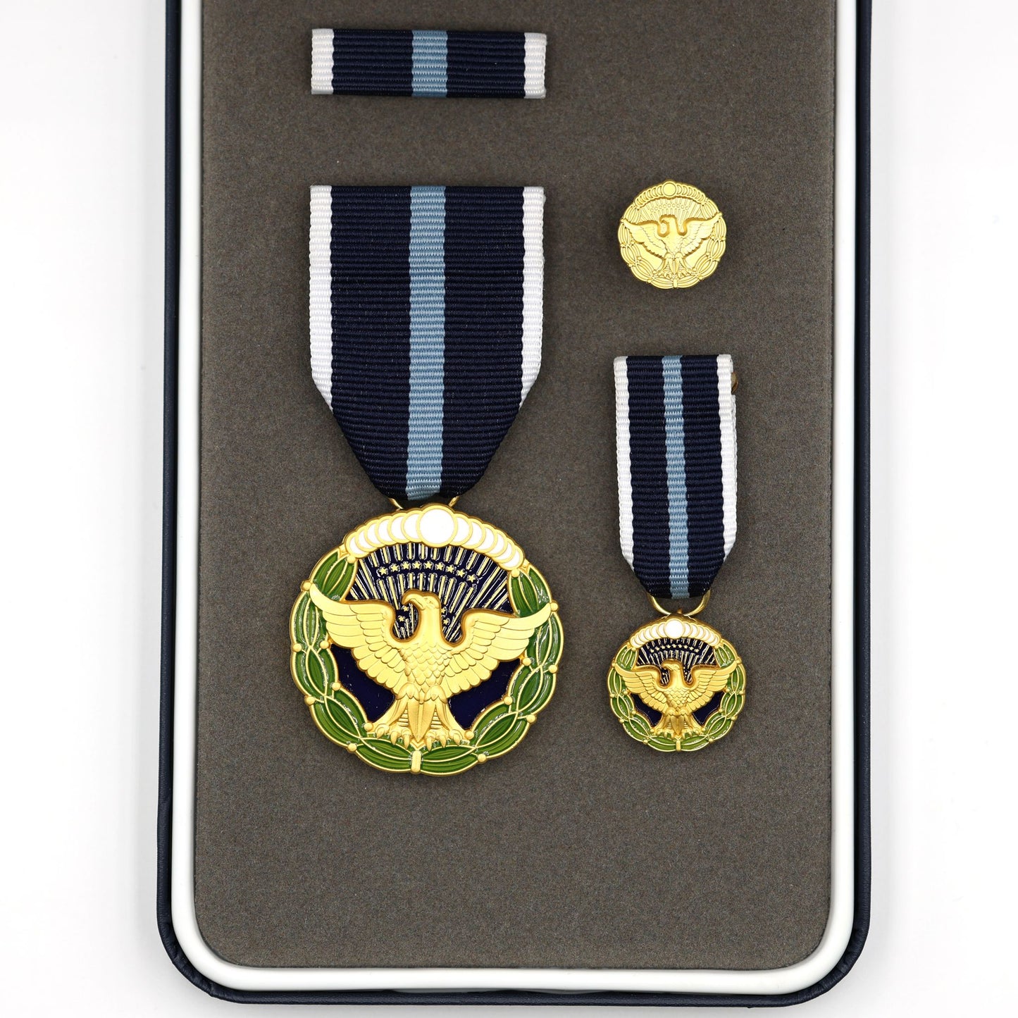 U.S. Presidential Citizens Medal Award Order in "Made in USA Case" Replica copy reproduction