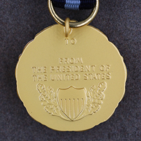 U.S. Presidential Citizens Medal Award Order in "Made in USA Case" Replica copy reproduction Rare!