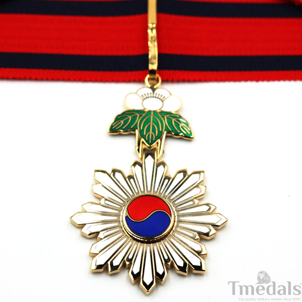 Korea Korean empire medal Order Of The Taegeuk Third Class Neck Badge replica copy repro