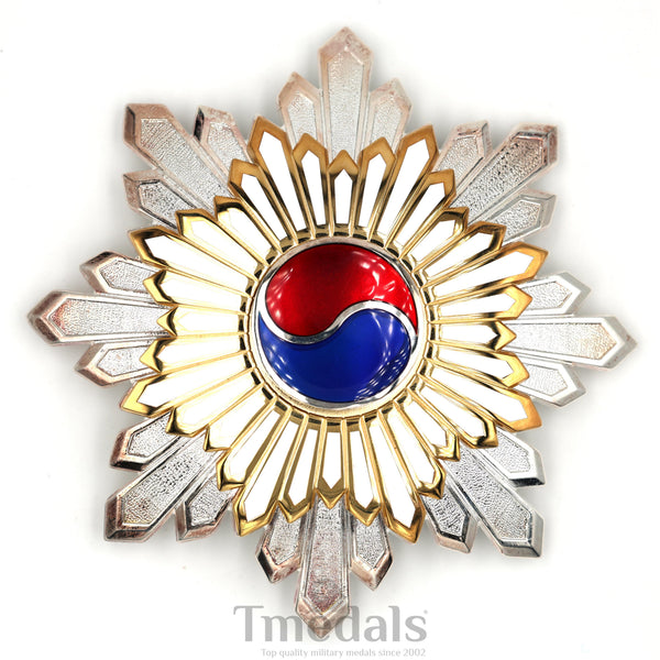 Korea Korean Order Of The Taeguk, II Class Breast Star replica
