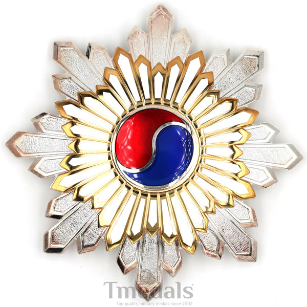 Korea Korean Order Of The Taeguk, II Class Breast Star replica
