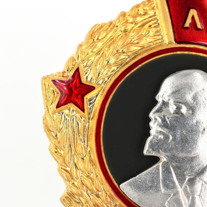 Order of Lenin Type 3 Medal (1936–1943) – 925 Sterling Silver Lenin Portrait – Gilt Gold Enamel Replica