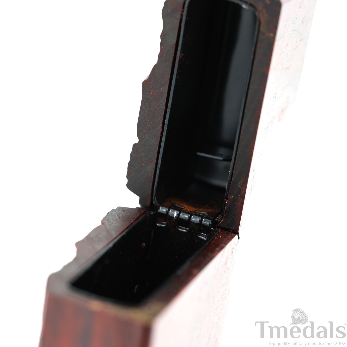 Einstein-Inspired Carved Wooden Lighter Case – Fits Standard Insert – No Insert Tmedals