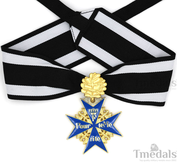 Pour le Mérite Blue Max Neck Badge with Ribbon – Prussian MWWI German Pour le Mérite Blue Max Medal with Oak Leaves – Replica Versionedal Replica WW1 (Copy)