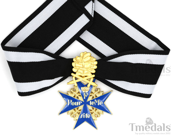 Pour le Mérite Blue Max Neck Badge with Ribbon – Prussian MWWI German Pour le Mérite Blue Max Medal with Oak Leaves – Replica Versionedal Replica WW1 (Copy) (Copy)