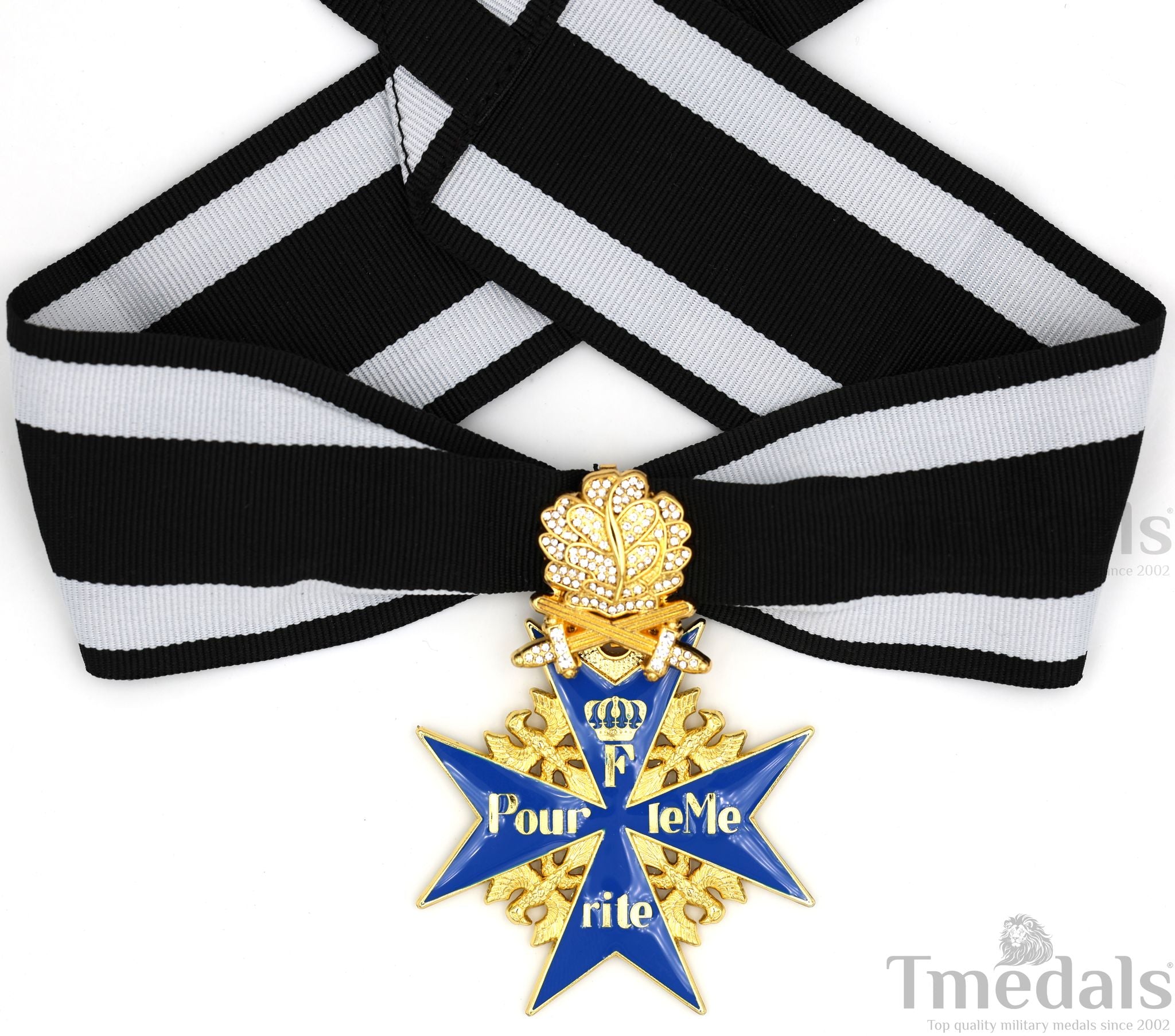 Pre-WWII German Pour le Mérite with Swords & Diamonds – Replica
