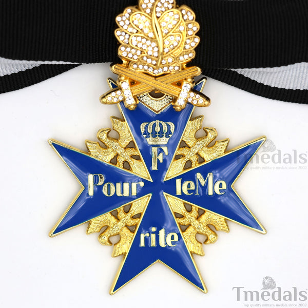 Pre-WWII German Pour le Mérite with Swords & Diamonds – Replica
