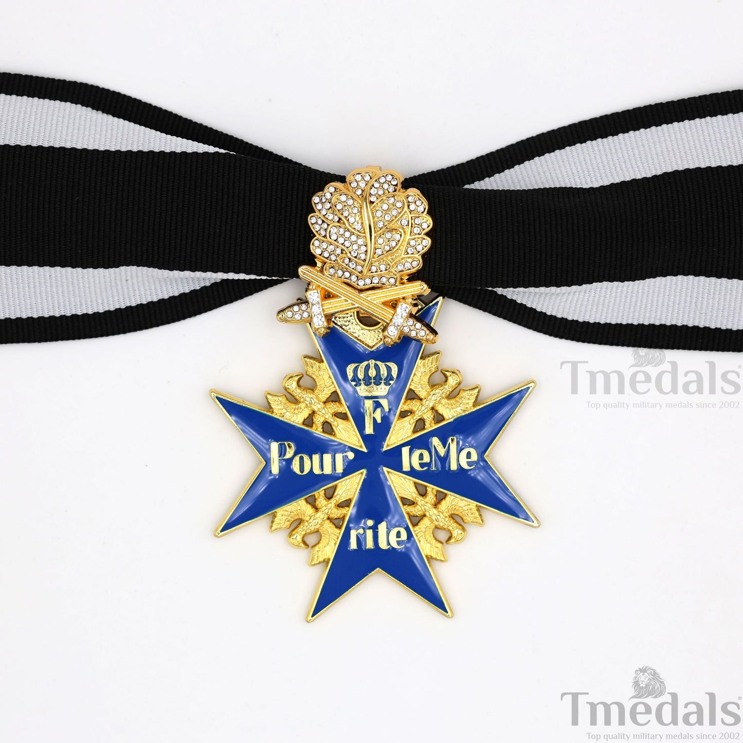Pre-WWII German Pour le Mérite with Swords & Diamonds – Replica