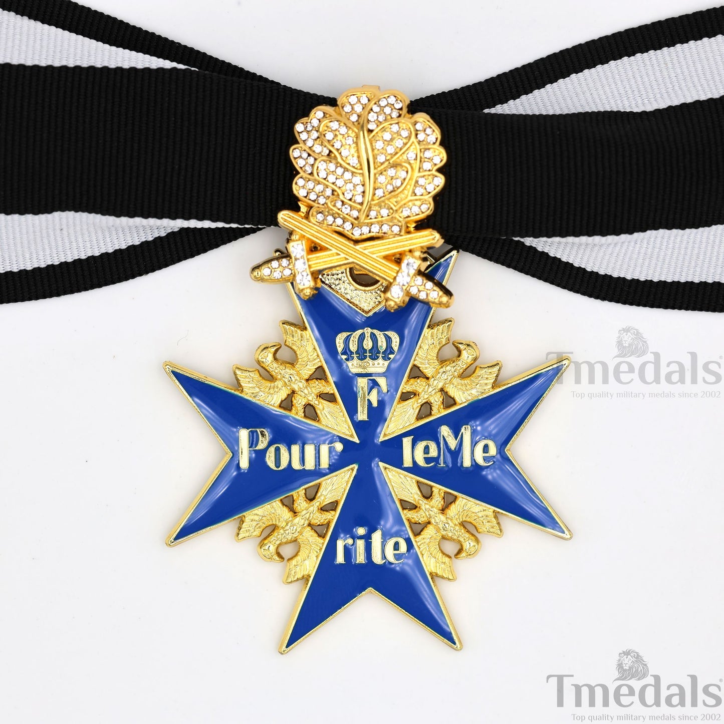 Pre-WWII German Pour le Mérite with Swords & Diamonds – Replica