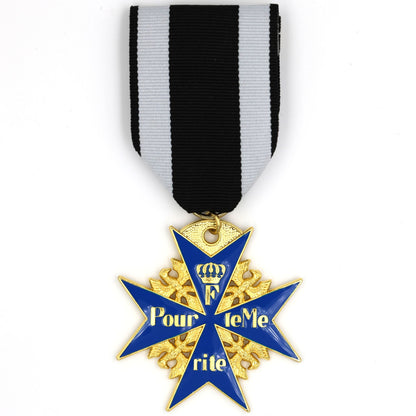 Prussian Pour le Mérite “Blue Max” WW1 Medal with Ribbon