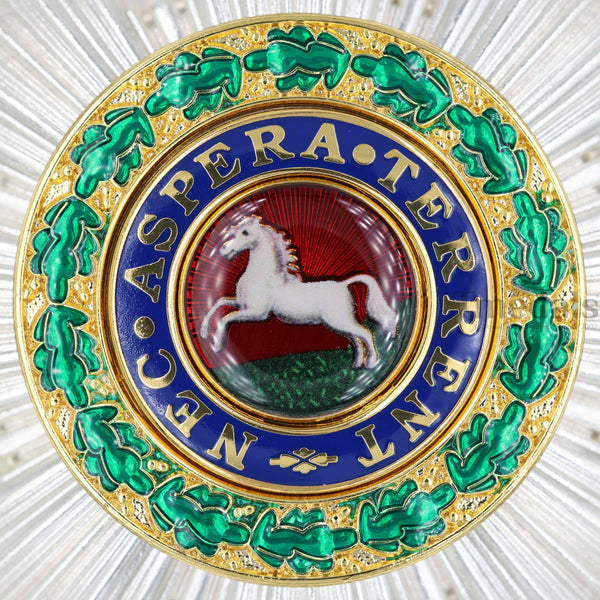 Royal Guelphic Order Breast Star Replica – Enamel Medal with Pin