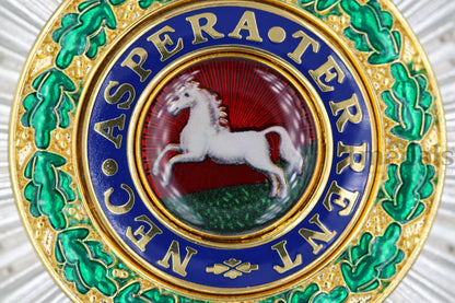 Royal Guelphic Order Breast Star – Replica