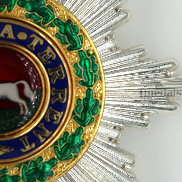 Royal Guelphic Order Breast Star Replica – Enamel Medal with Pin