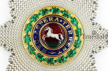 Royal Guelphic Order Breast Star Replica – Enamel Medal with Pin Replica
