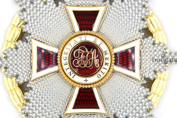 Austrian Imperial Order of Leopold Breast Star with war decoration Replica