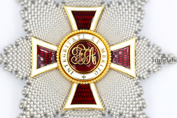 Austrian Imperial Order of Leopold Breast Star Replica Medal Badge– Enamel Finish