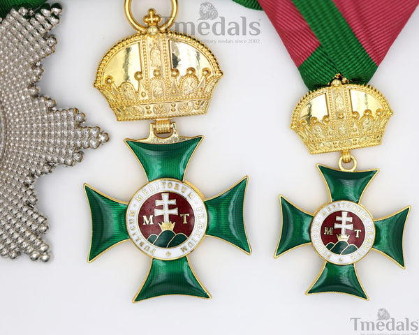 Royal Hungarian Order of Saint Stephen Medal Set – 3-Piece Replica