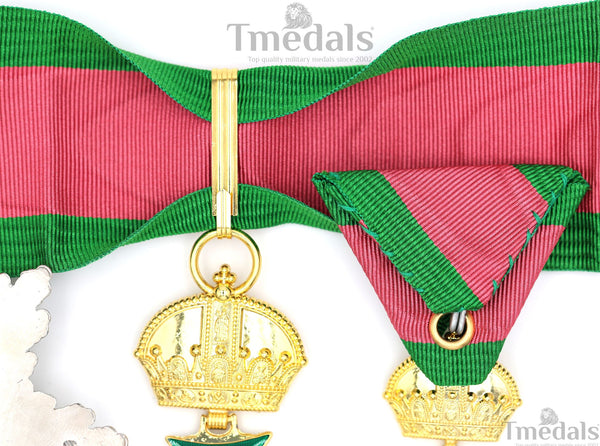 Royal Hungarian Order of Saint Stephen Medal Set – 3-Piece Replica
