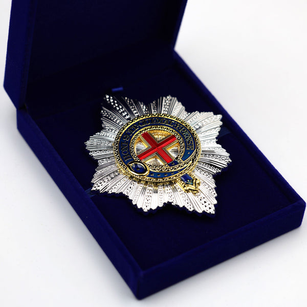Cased British Royal Order of the Garter Star Badge Medal Order – Museum Replica Collectible