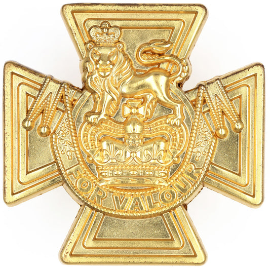 Victoria Cross “FOR VALOUR” Lapel Pin Badge - Gold Tone - Double Clutch Replica