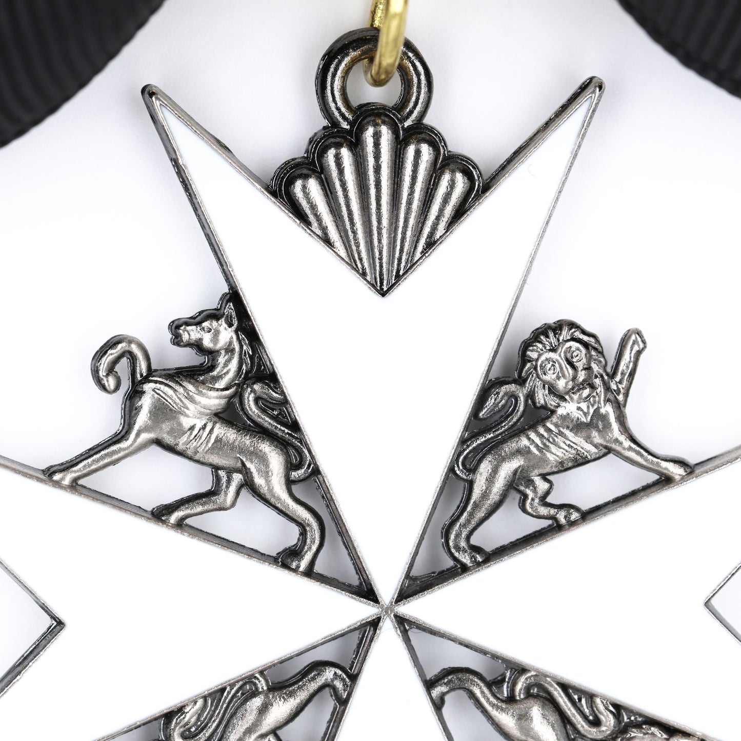UK British Order of St John Lady of Grace Bow Badge White Enamel Cross Replica