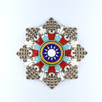 chinese medal order badge the Republic of China enamel