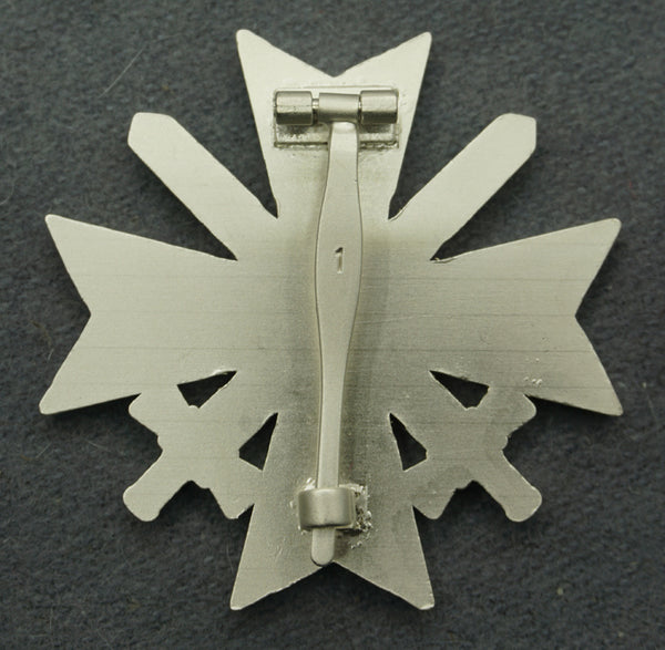 German War Merit Cross 1st Class with Swords 1957 Version Medal Replica 1939