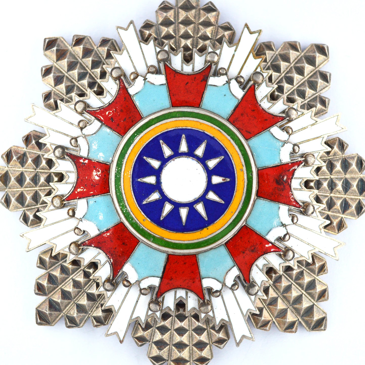 chinese medal order badge the Republic of China enamel