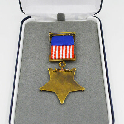 U.S. Medal of Honor Navy 1862–1912 Type II Civil War Era – Full-Size Museum Replica with Case