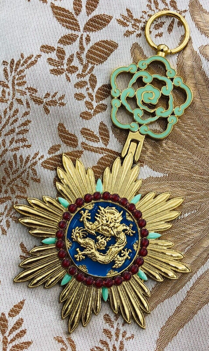 Order of the Illustrious Dragon Full Set with Sash – Japan Manchukuo China Medal Replica