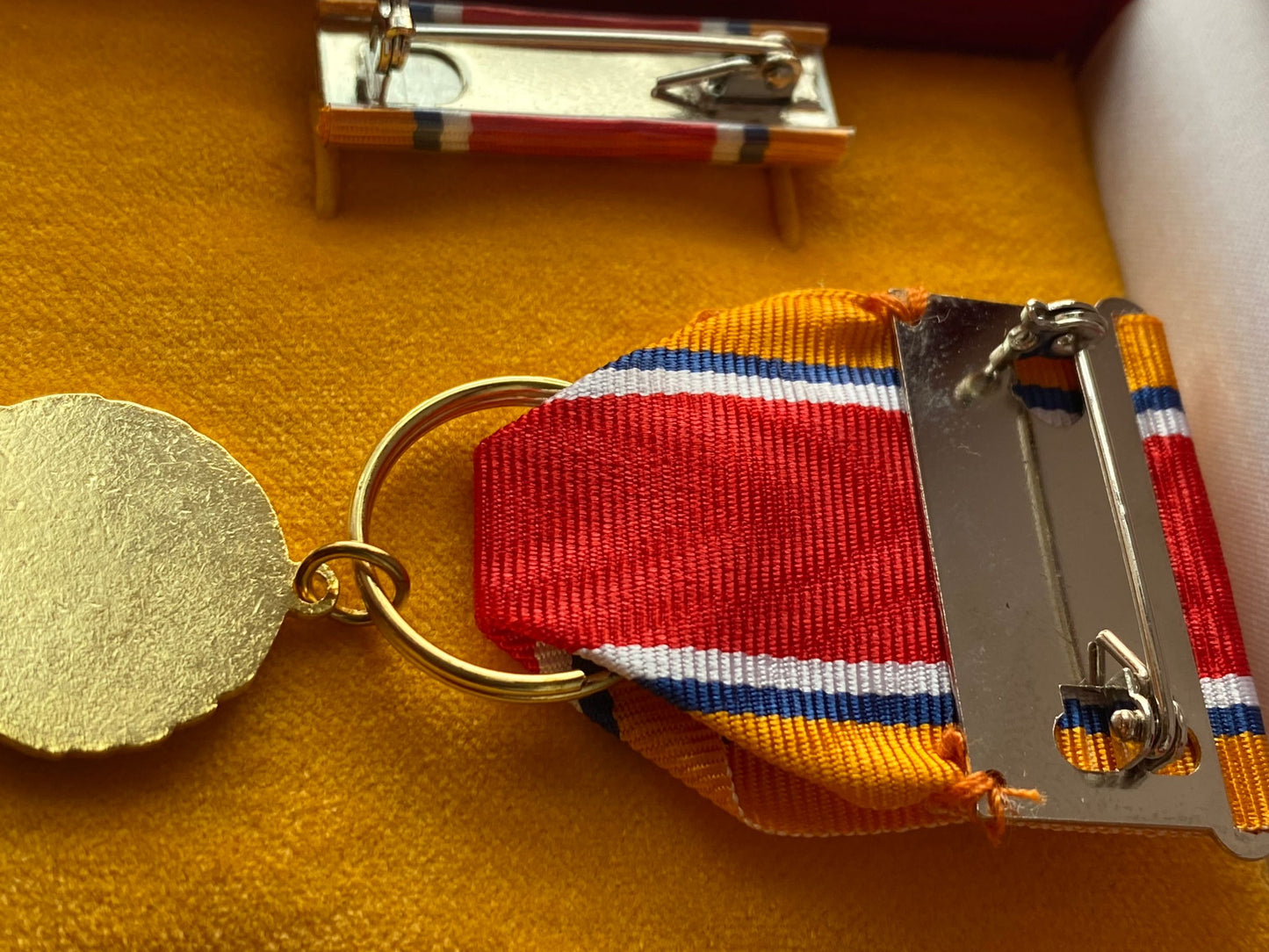Republic of China Order of Victory Against Japanese Aggression WWII – Full-Size Museum Replica with Case