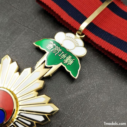 Korea – Order of the Taegeuk, Third Class Neck Badge (Replica)