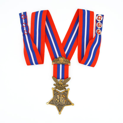 U.S. Medal of Honor Army 1896–1904 Type II Neck Ribbon Cravat – Full-Size Brass Museum Replica with Case