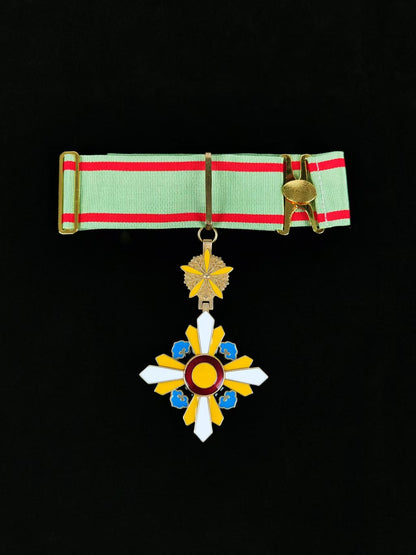 Manchurian Empire – Order of the Auspicious Cloud, 3rd Class Badge (Replica)