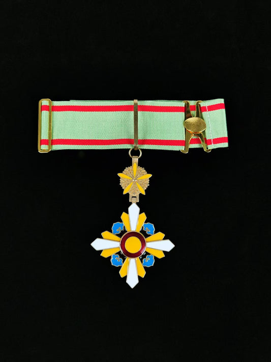 Manchurian Empire – Order of the Auspicious Cloud, 3rd Class Badge (Replica)
