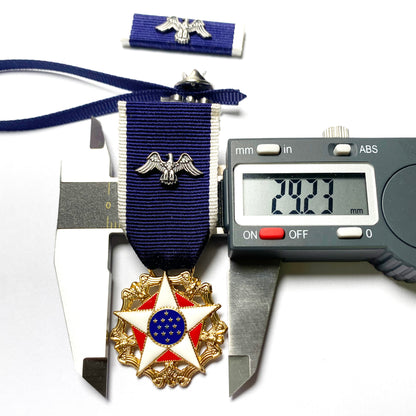 US Presidential Medal of Freedom Mini Medal + Ribbon Bar + Service Ribbon – Replica
